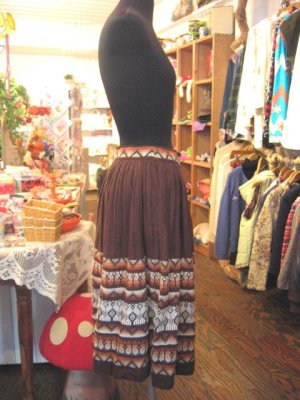 画像2: Vintage  メキシカン刺繍　フレアスカート　（ブラウン）