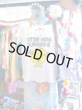 『SOLリメイク』　「LITTLE MISS SUNSHIN」Tシャツ　チュニック　（ホワイト×カラフル）