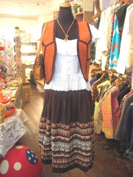 画像1: Vintage  メキシカン刺繍　フレアスカート　（ブラウン） (1)