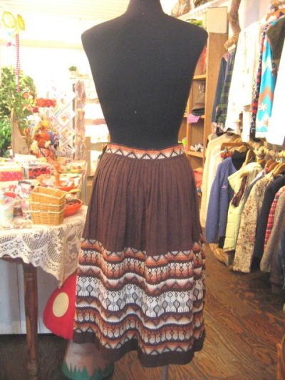画像2: Vintage  メキシカン刺繍　フレアスカート　（ブラウン）
