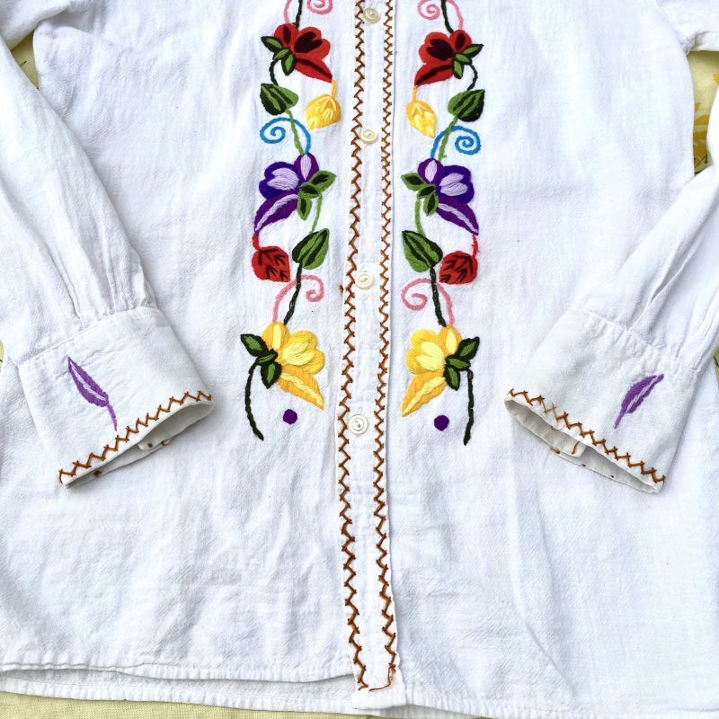 鮮やかな花で刺繍された刺繍シャツ vintage 晴着 コットン 年1940